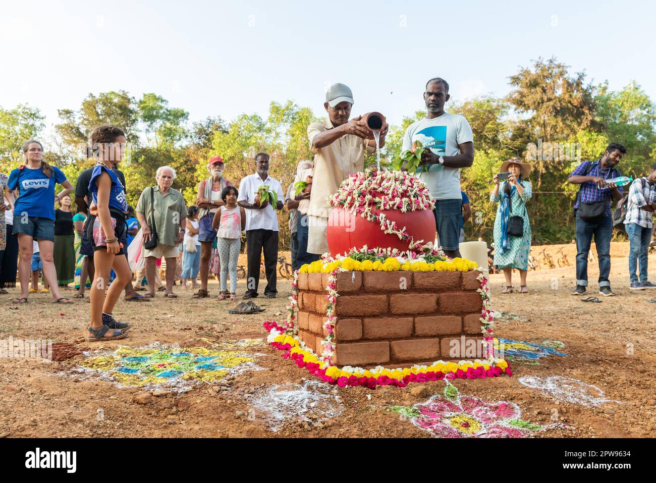Auroville, Indien - 18. März 2023: Water Matters Mela. Erster Tag der Abschlusszeremonie des dritten Wasserfestivals in der bioregion Stockfoto