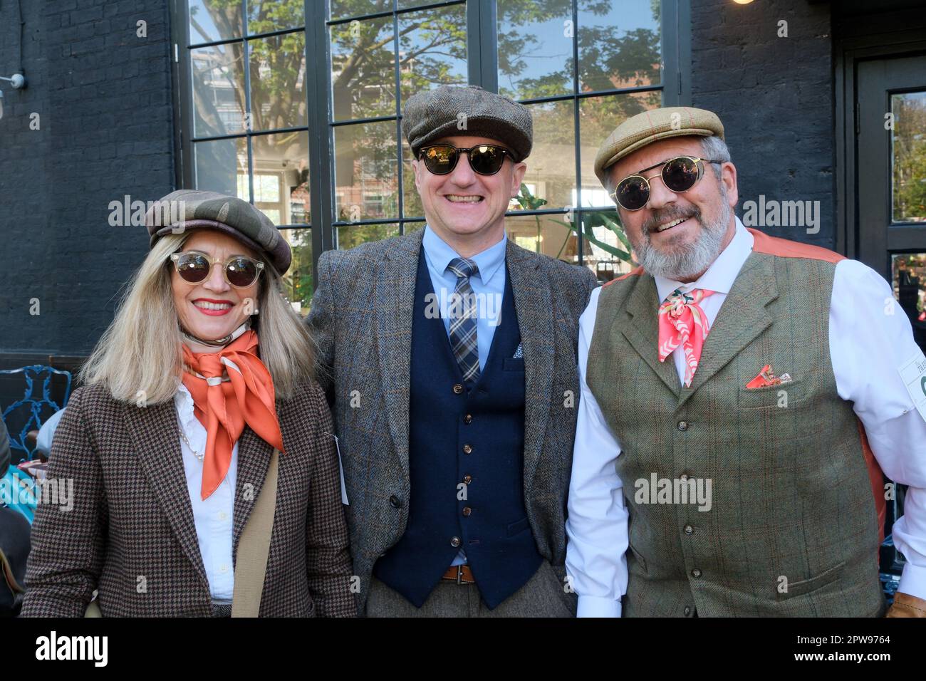 Farringdon, London, Großbritannien. 29. April 2023 Der Tweed Run, die metropolitanische Fahrradtour durch das Zentrum von London. Kredit: Matthew Chattle/Alamy Live News Stockfoto