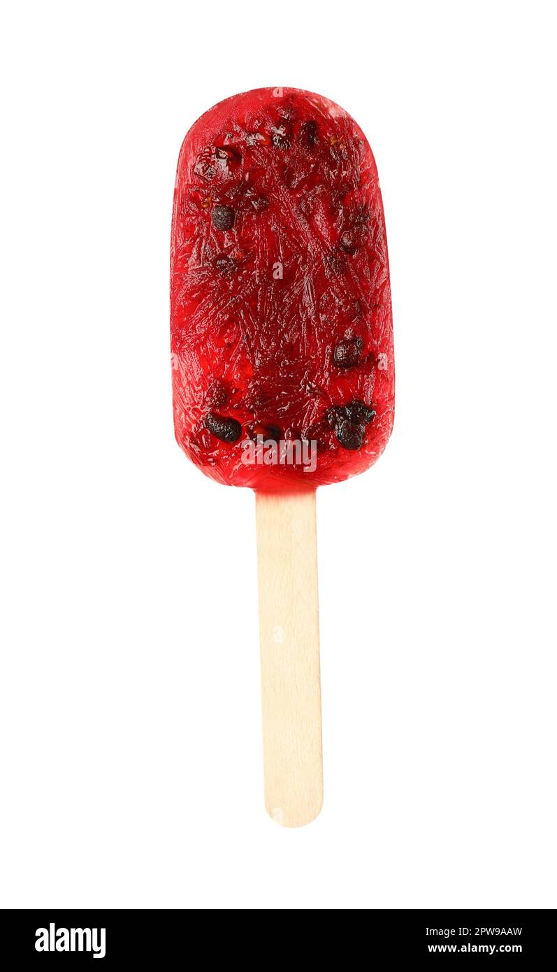 Köstliches Brombeereis isoliert auf Weiß. Obst-Eis-Eis-Eis Stockfoto