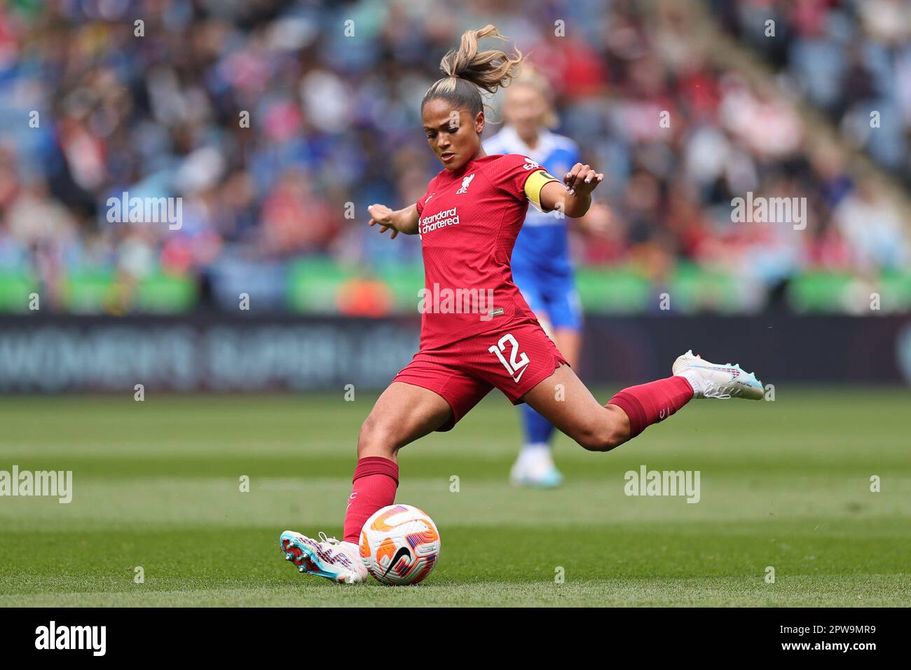 Taylor Hinds of Liverpool beim Barclays FA Womens Super League-Spiel zwischen Leicester City Women und Liverpool Women im King Power Stadium in Leicester am Samstag, den 29. April 2023. (Kredit: James Holyoak / Alamy Live News) Stockfoto