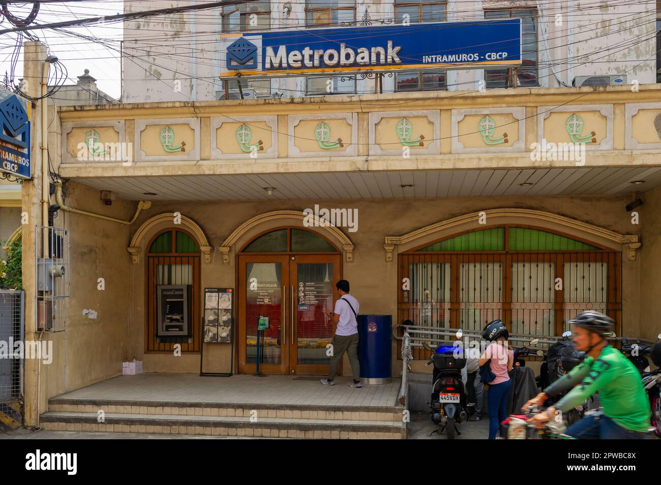 Die Metrobank Intramuros Filiale, Manila, die Philippinen Stockfoto