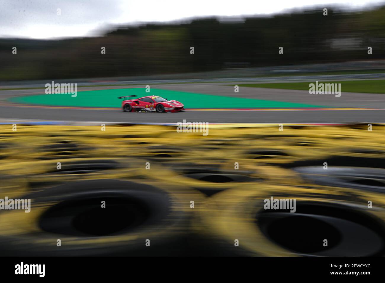 Stavelot, Belgien. 29. April 2023. Richard Mille AF Corses Ferrari 488 GTE Evo Rennwagen Nr. 83 der LM GTE AM Kategorie wird während des 6-stündigen Rennens Spa-Francorchamps, der dritten Runde der FIA-Weltausdauermeisterschaft (WEC) 2023 auf dem Circuit de Spa-Francorchamps in Stavelot, Belgien, am 29. April 2023 gesehen. Kredit: Zheng Huansong/Xinhua/Alamy Live News Stockfoto