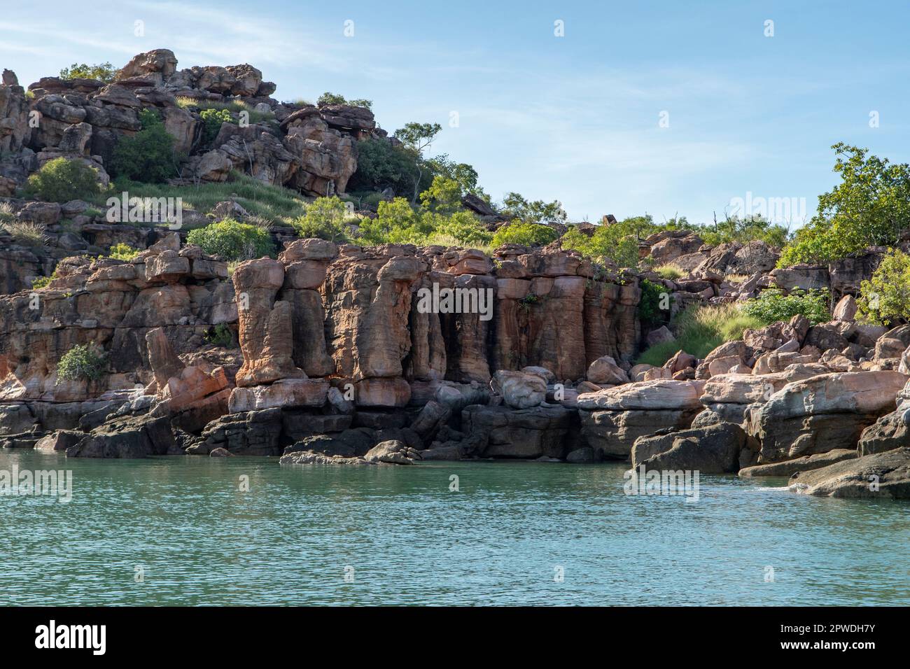 Rocky Cliffs auf Palm Island, Kimberley Coast, WA, Australien Stockfoto