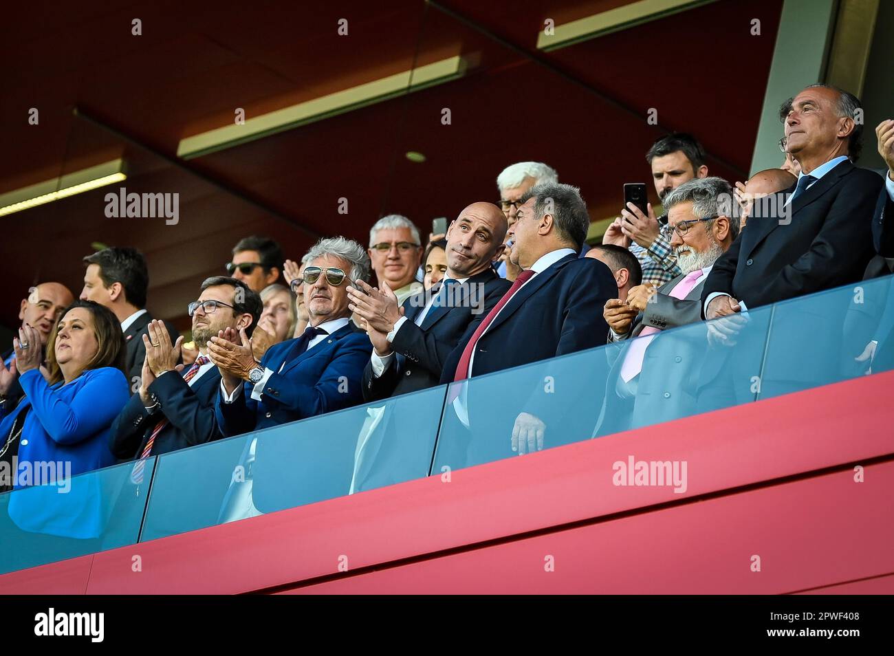 Barcelona, Spanien. 30. April 2023. Joan Laporta, Präsident des FC Barcelona, Luis Rubiales (Präsident der Real Federacion Espanola de Futbol) und Josep Maria Espasa (Vizepräsidentin der Federacion Catalana de Futbol) während eines Spiels der Liga F zwischen dem FC Barcelona Femeni und dem Sporting Club de Huelva am 30. April 2023 im Estadi Johan Cruyff in Barcelona, Spanien. (Foto/Felipe Mondino) Kredit: Live Media Publishing Group/Alamy Live News Stockfoto