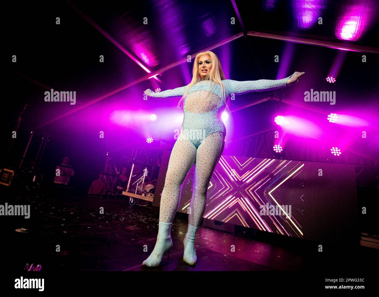 Cheryl Hole, Drag Race UK, HotHaus Arena, Poptasia Festival, Gloucester Park, Basildon, Essex © Clarissa Debenham (Film Free Photography) / Alamy Stockfoto