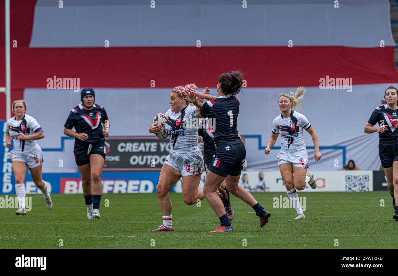 Halliwell Jones Stadium, Warrington, England. 29. April 2023 England gegen Frankreich, Frauen-Rugby-Liga, Mid-Season International. Kredit: Mark Percy Stockfoto