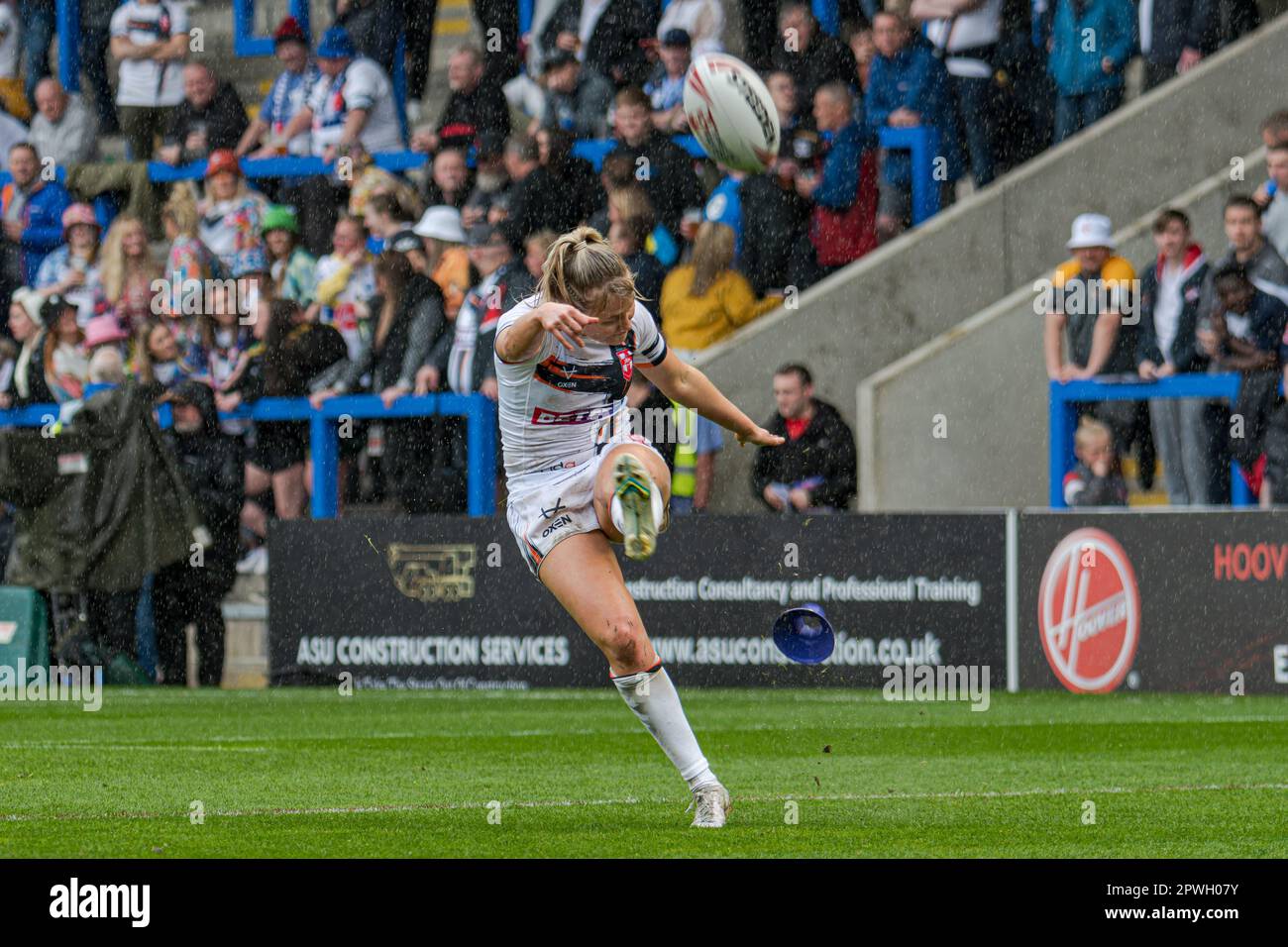 Halliwell Jones Stadium, Warrington, England. 29. April 2023 England gegen Frankreich, Frauen-Rugby-Liga, Mid-Season International. Kredit: Mark Percy Stockfoto