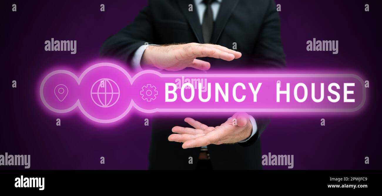 Handgeschriebenes Schild Bouncy House, Business Concept Automated Program, das über das Internet läuft Künstliche Intelligenz Stockfoto