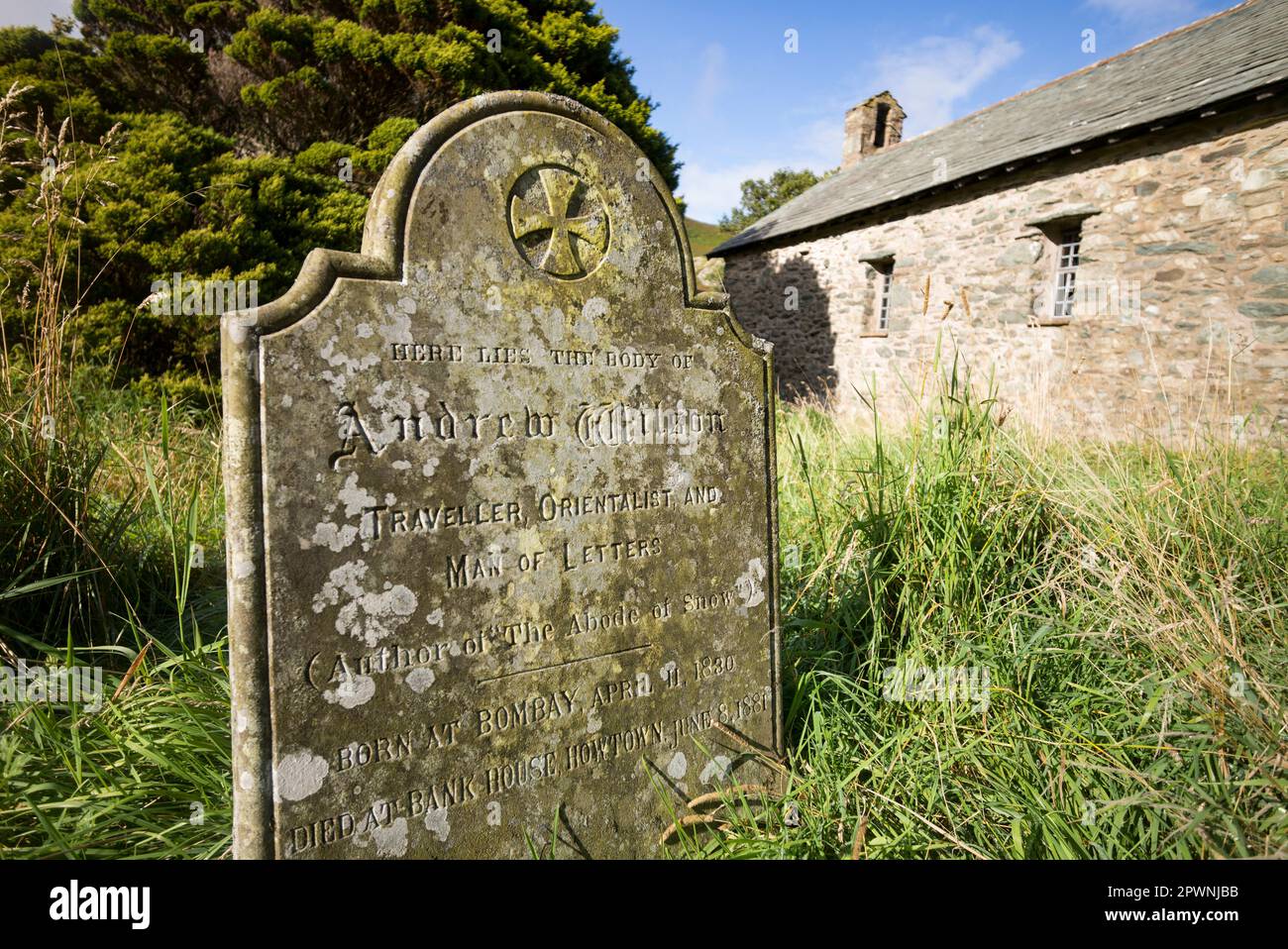 Das Grab von Andrew Wilson, Autor der "Heim des Schnees" St. Martins Kirche, Martindale, Cumbria. Stockfoto