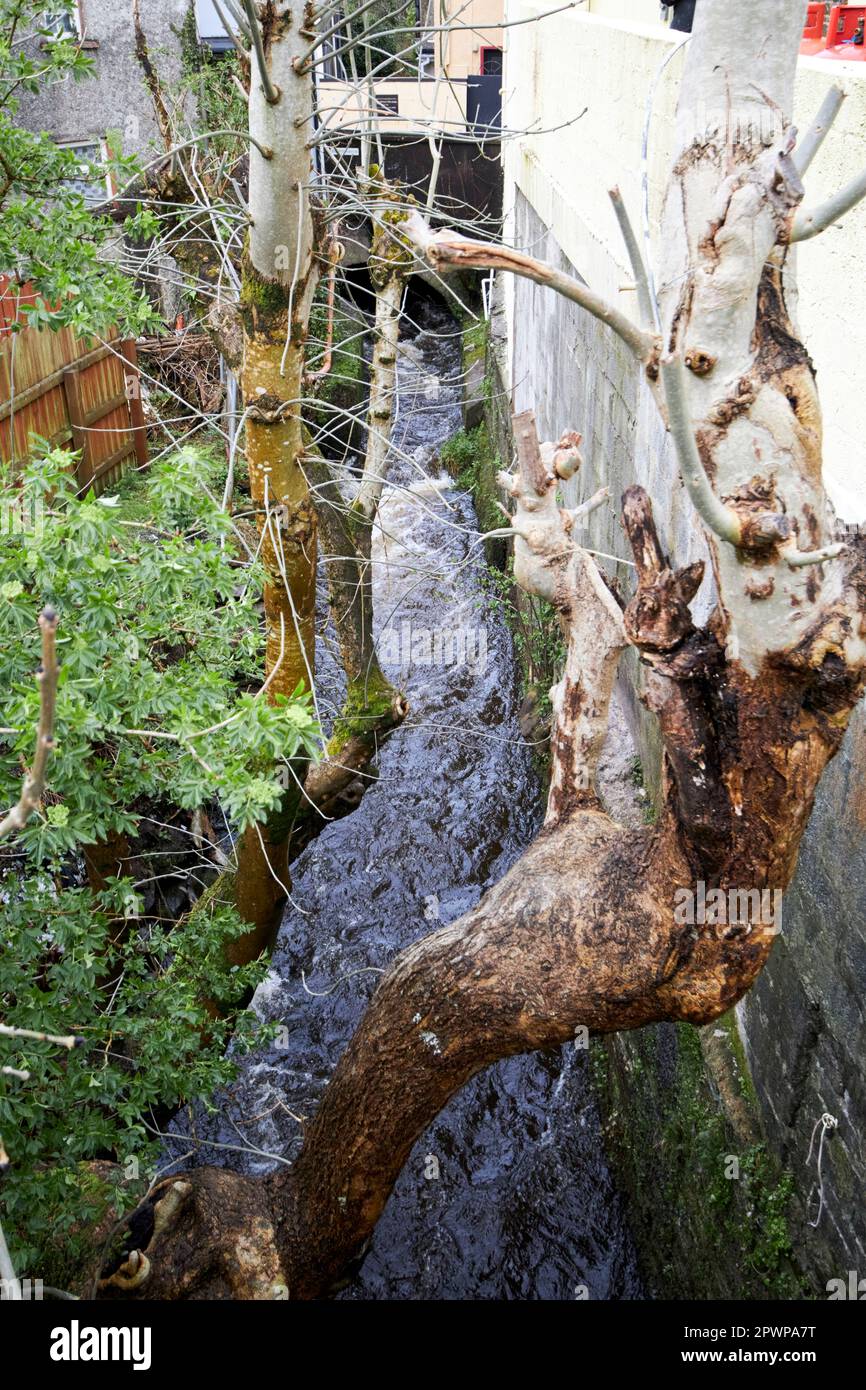 der fluss glen fließt unter der Brücke killybegs Grafschaft donegal republik irland Stockfoto