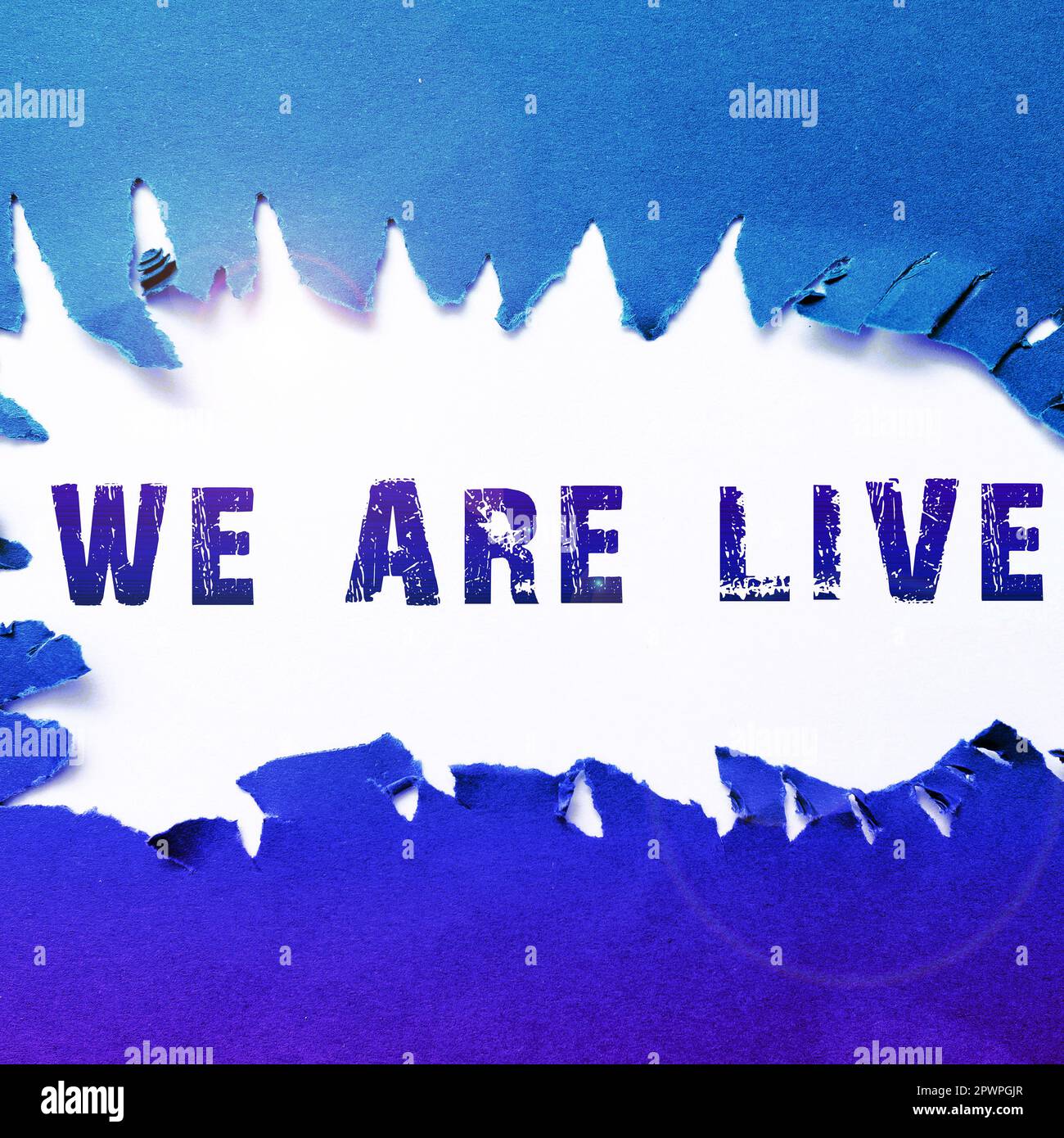 Handgeschriebener Text We are Live, Business Concept Continuous Report oder Chat, der in Echtzeit gestreamt wird Stockfoto