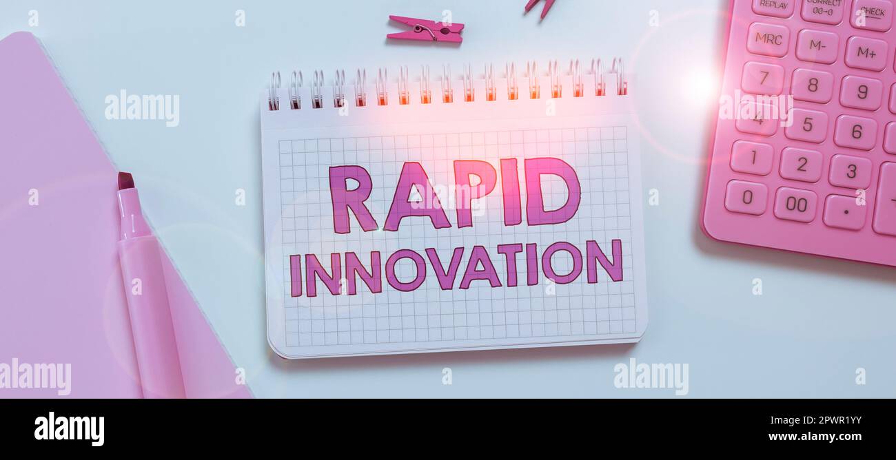Handgeschriebenes Schild Rapid Innovation, Business Approach, charakteristisch für eine Website, die Suchmaschinenalgorithmen verwendet Stockfoto