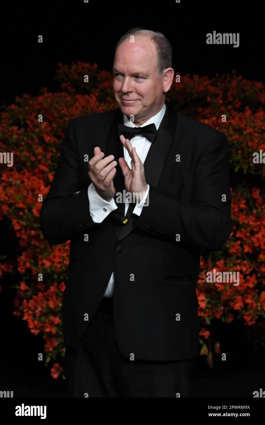 MONACO, 29. APRIL: Prinz Albert II. Von Monaco , nimmt an der Verleihung der Karrierepreise beim Monte-Carlo-Filmfestival De La Comedie in Grim 20. Teil Stockfoto