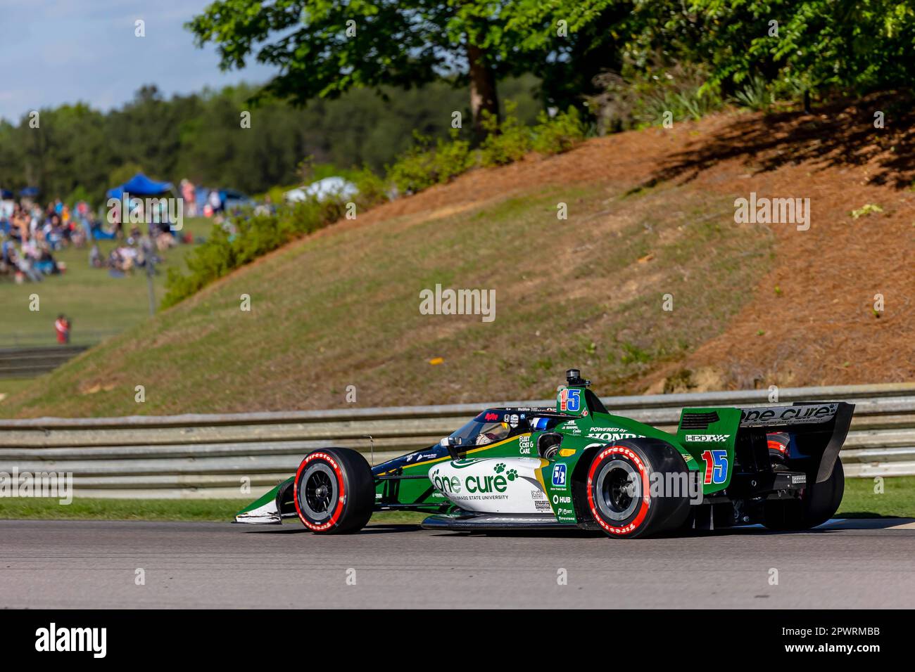 GRAHAM RAHAL (15) aus New Albany, Ohio, fährt während des „Childrens of Alabama“-Grand Prix im Barber Motorsports Park in Birmingham AL durch die Kurven. Stockfoto