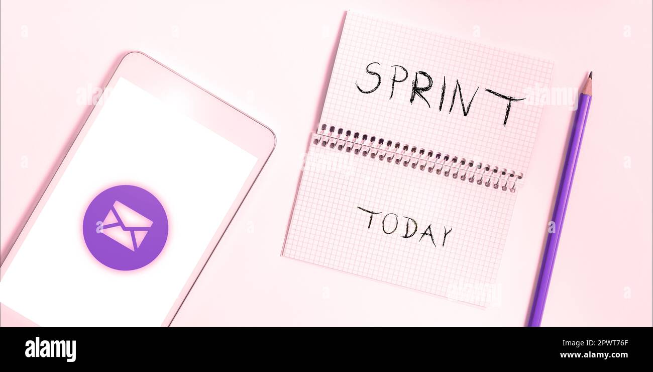 Text, der Inspiration Sprint, Word for zeigt, um sich mit Höchstgeschwindigkeit zu bewegen, insbesondere für kurze Distanzen. Zeitraum der Produktentwicklung Stockfoto Text, der Inspiration Sprint, Word for zeigt, um sich mit Höchstgeschwindigkeit zu bewegen, insbesondere für kurze Distanzen. Zeitraum der Produktentwicklung Stockfoto