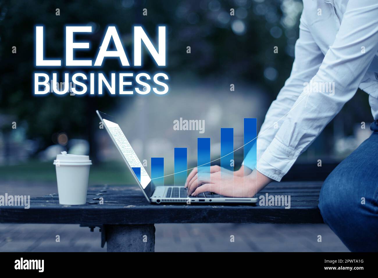 Schild mit der Aufschrift Lean Business, Business Approach Improvement of Waste Minimization ohne Einbußen bei der Produktivität Stockfoto