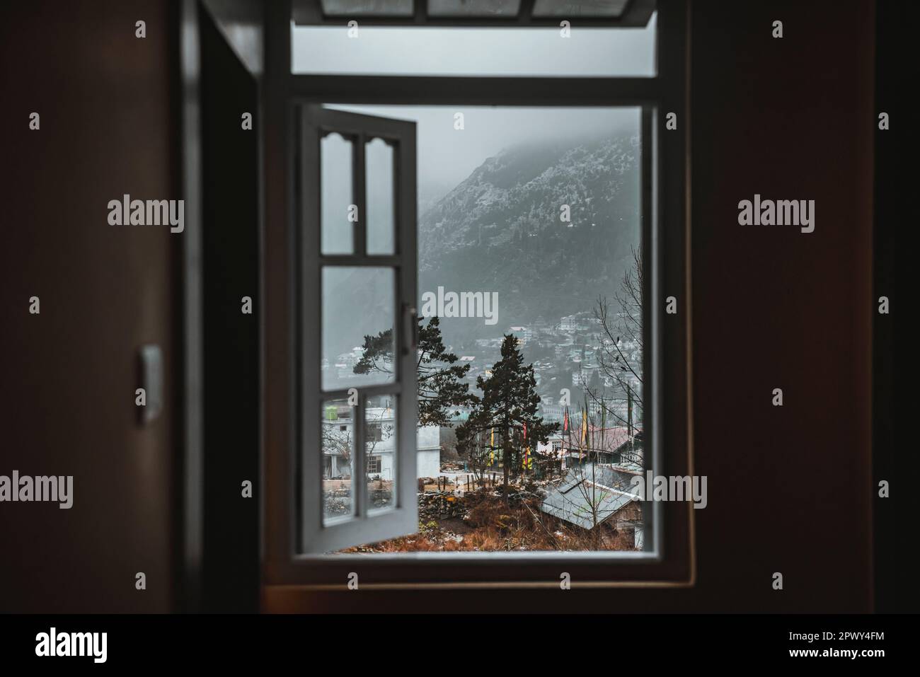 Lachung ist eine Stadt- und Bergstation im Nordosten von Sikkim, Indien. Es liegt im Nord-Sikkim-Viertel nahe der Grenze zu Tibet. Stockfoto