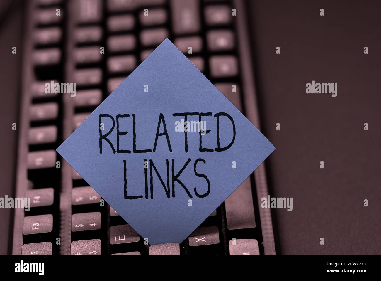 Handschrifttext Verwandte Links, Geschäftsidee Website innerhalb einer Webseite Querverweis Hotlinks Hyperlinks Stockfoto