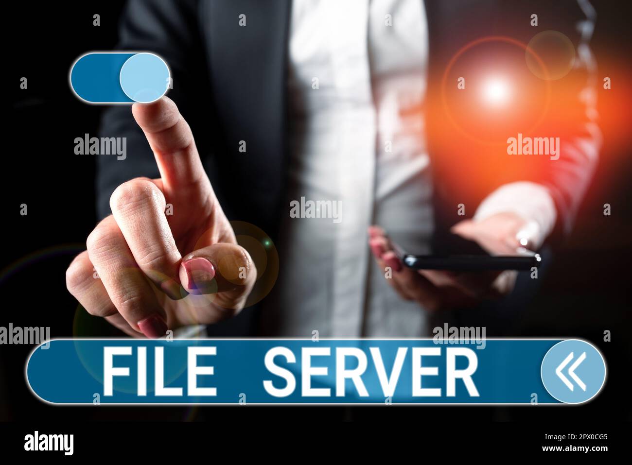 Handschreibender Dateiserver für Schilder, ein Gerät zur Unternehmensübersicht, das den Zugriff auf separat gespeicherte Daten steuert Stockfoto