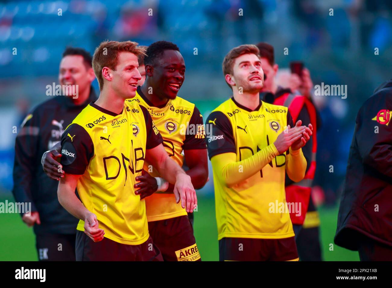 Oslo, Norwegen, 1. Mai 2023. Akor Adams von Lillestrøm und Thomas Lehne Olsen von Lillestrøm feiern den Sieg über Vålerenga im Spiel zwischen Vålerenga und Lillestrøm im Intility-Stadion. Quelle: Frode Arnesen/Alamy Live News Stockfoto