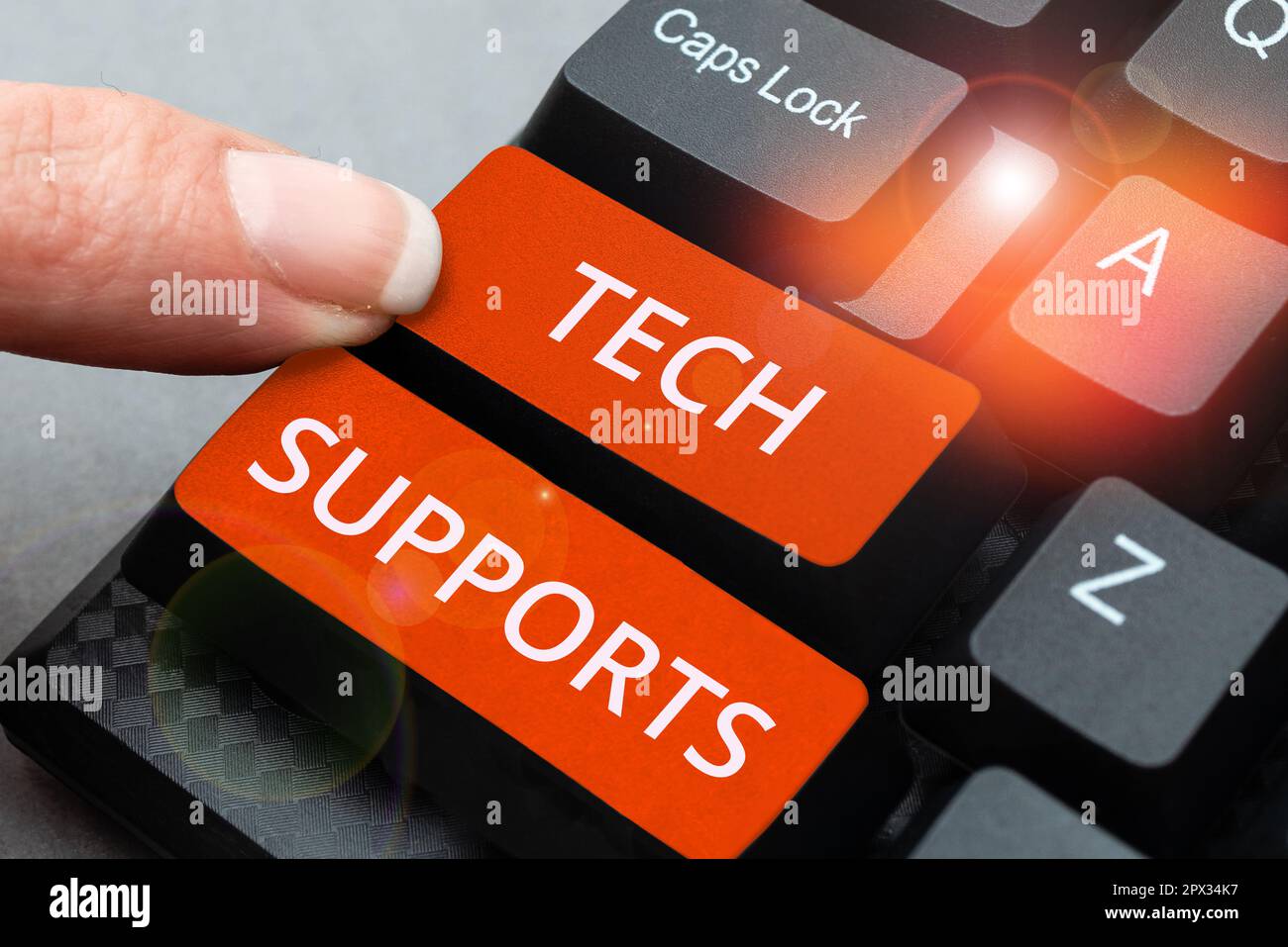 Schreiben mit Text Tech Supports, Business Showcase Help von Techniker Online oder Call Center Customer Service Stockfoto