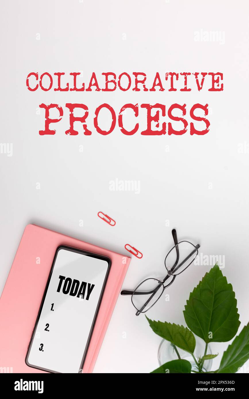 Inspiration zeigt Zeichen des Collaborative Process, der Geschäftsidee Menschen und Organisationen arbeiten und Ergebnisse erzielen Stockfoto