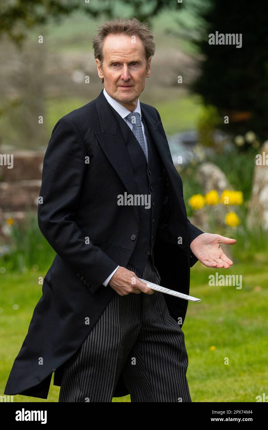 Der Herzog von Northumberland, Ralph Percy, nimmt an der Hochzeit von Alicia Lowes und Alex Simpson Teil. Stockfoto