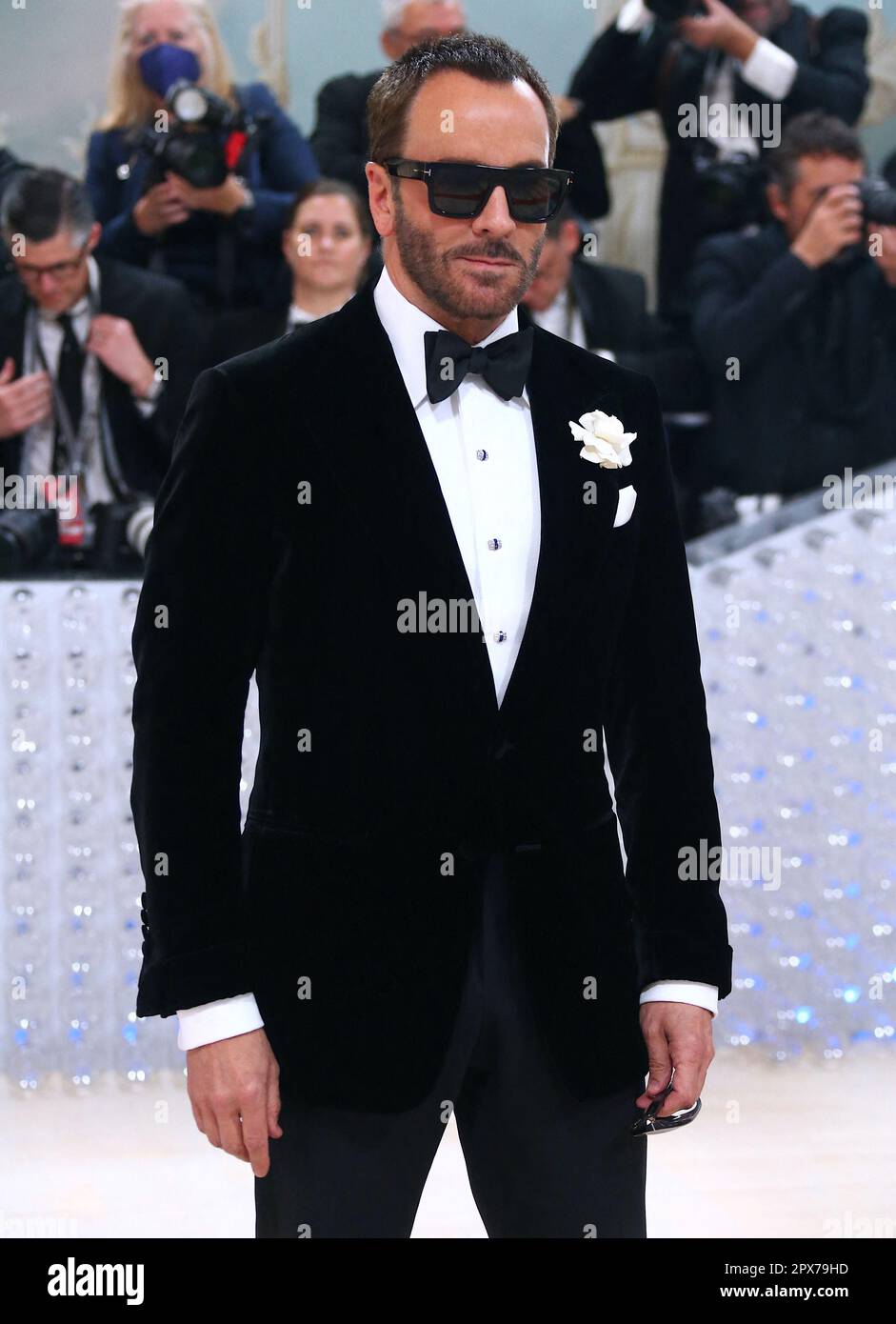 New York City, Usa. 01. Mai 2023. Tom Ford nimmt am 01. Mai 2023 am 2023. Costume Institute Benefit Teil und feiert Karl Lagerfeld: A Line of Beauty im Metropolitan Museum of Art in New York City, NY, USA. Foto: Charles Guerin/ABACAPRESS.COM Kredit: Abaca Press/Alamy Live News Stockfoto