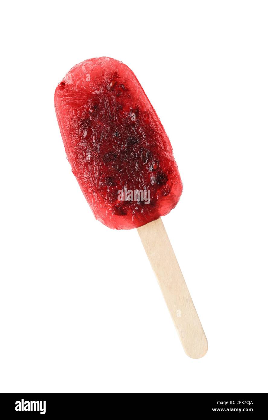 Köstliches Brombeereis isoliert auf Weiß. Obst-Eis-Eis-Eis Stockfoto