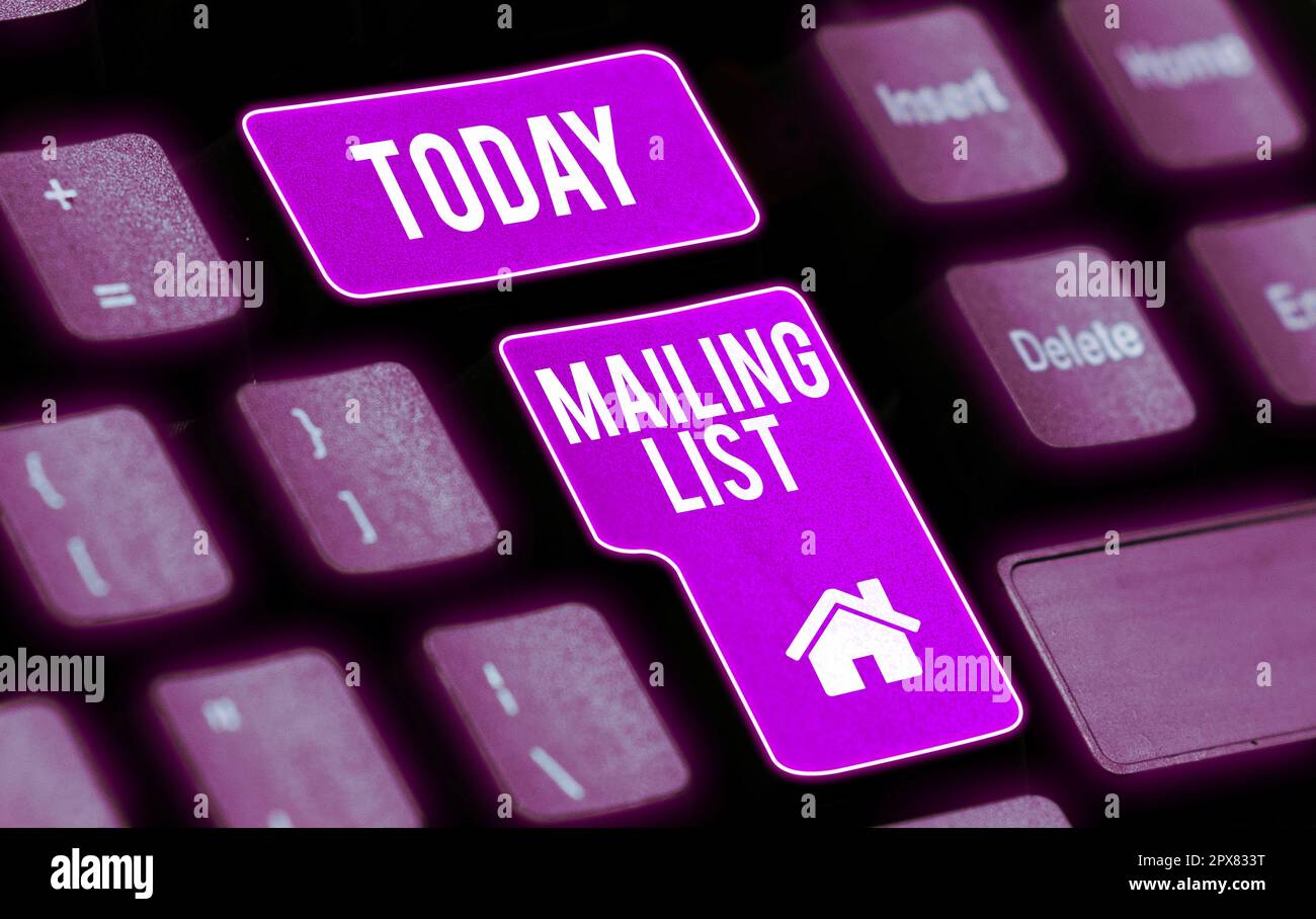 Unterschreiben Sie mit der Anzeige einer Mailing-Liste, einer konzeptionellen Fotoliste von Personen, die eine regelmäßige Mailing-Verteilung abonnieren Stockfoto