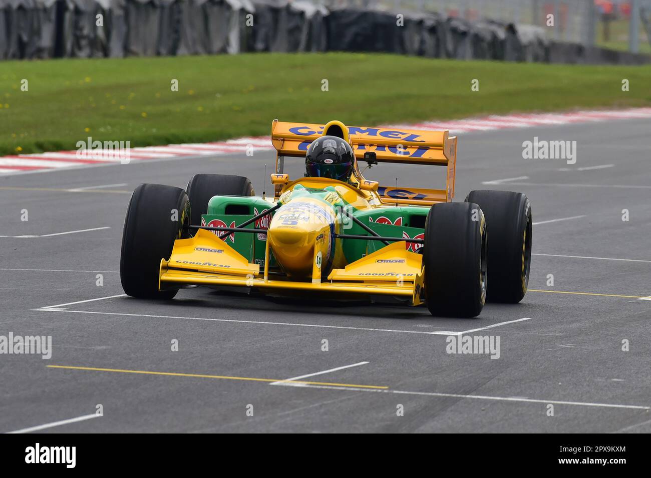 Ex-Michael Schumacher, 1993, Benetton B193, eine F1-Demonstration zur Feier des 30.-jährigen Bestehens des Großen Preises 1993, der von Ay gewonnen wurde Stockfoto
