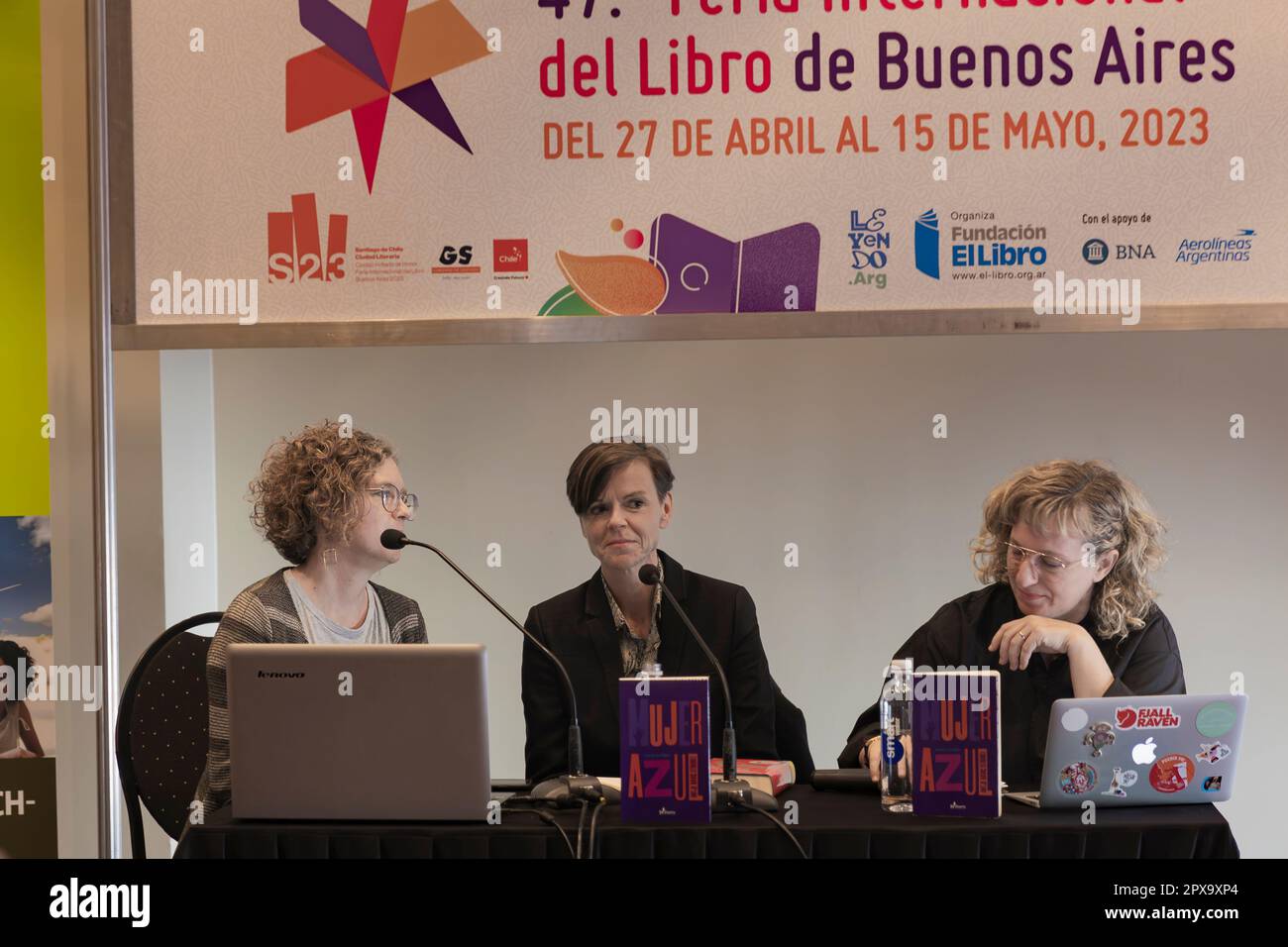 Buenos Aires, Argentinien. 1. Mai 2023. Die deutsche Schriftstellerin Antje Rávik Strubel präsentierte ihr Buch Blue Woman auf der Buenos Aires International Book Fair 47. (Kredit: Esteban Osorio/Alamy Live News) Stockfoto