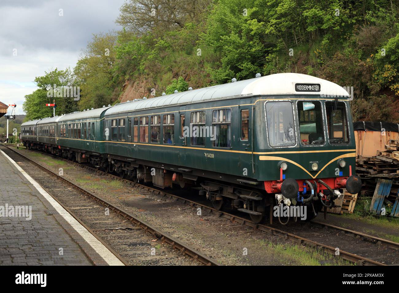 Eine Diesel-Einheit am Bahnhof Bewdley auf der Severn Valley Railway. Stockfoto