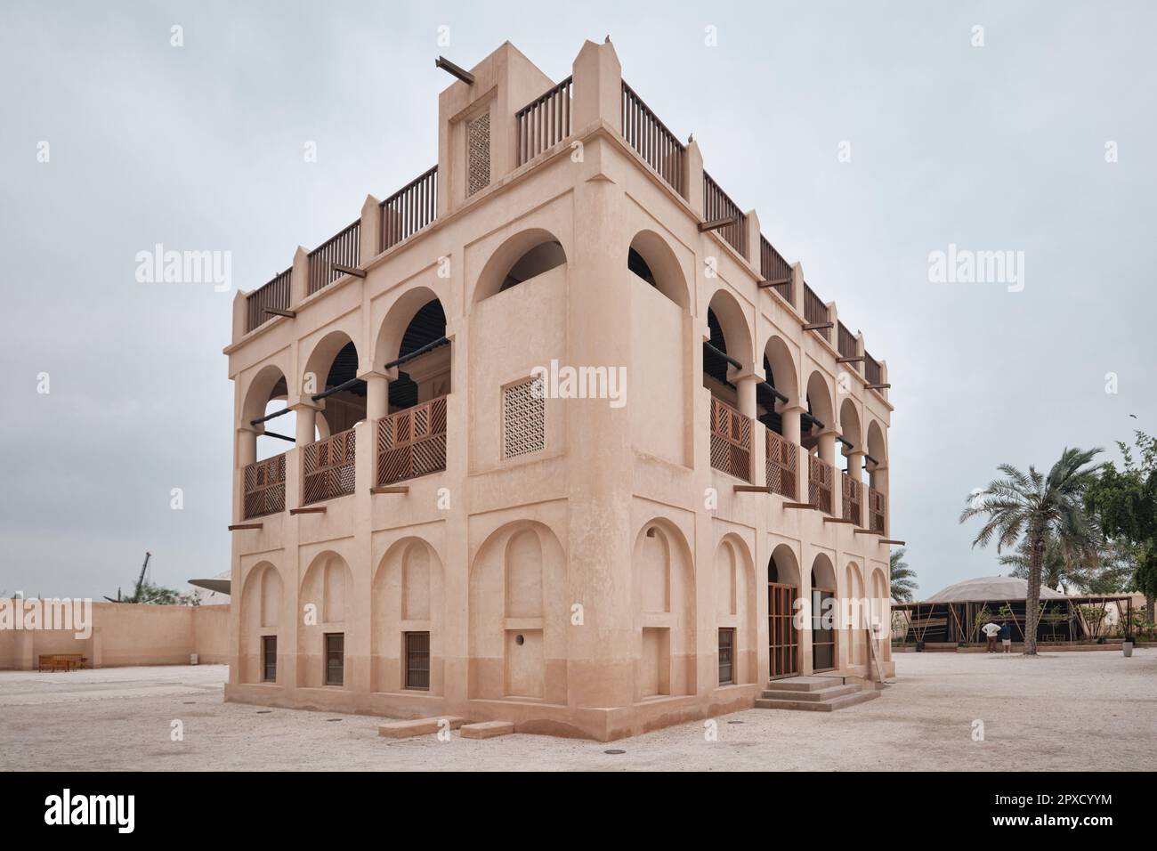 Doha, Katar - 2023. April: Der ursprüngliche Palast von Scheich Abdullah bin Jassim Al Thani im Nationalmuseum von Katar Stockfoto