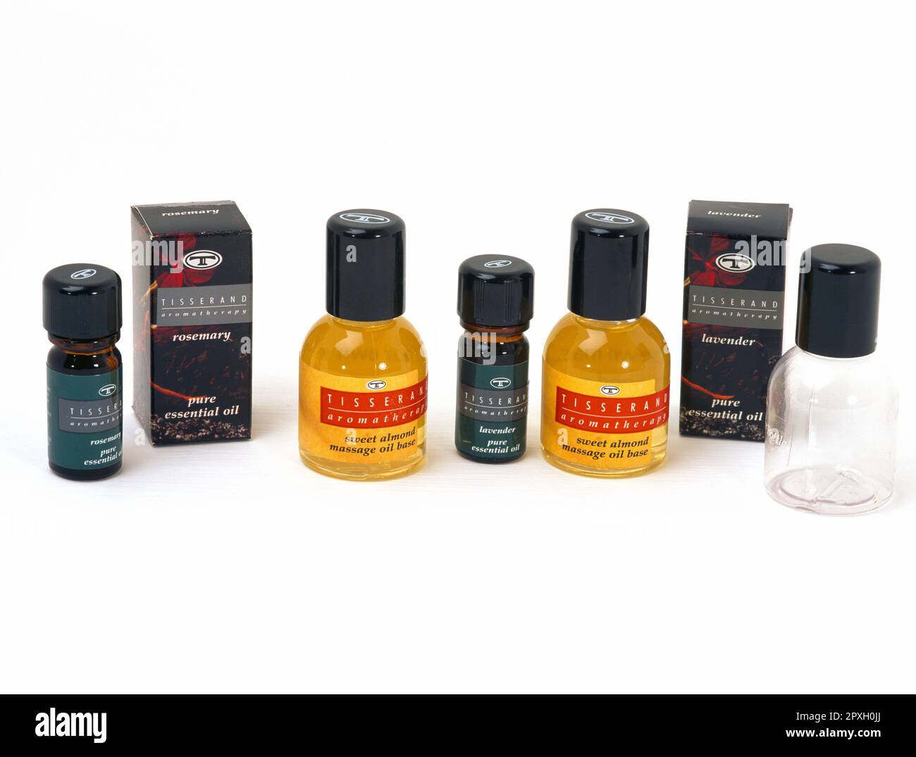 Tisserand Aromatheropy reine ätherische Öle und Massageöle - Süßmandel, Rosmarin und Lavendel Stockfoto