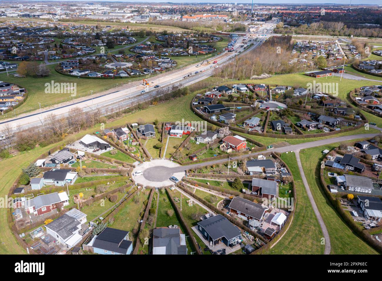 Die kreisförmige Gartenanlage Brøndby Haveby. Es wurde vom dänischen Landschaftsarchitekten Erik Mygind entworfen. Stockfoto