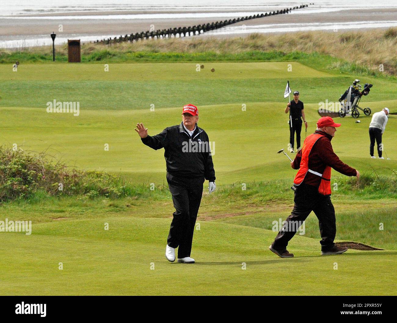 Turnberry, Ayrshire, Schottland, Großbritannien. 2. Mai 2023. Ex-Präsident Donald Trump besucht Trump Turnberry für eine Runde Golf am 02. Dezember 05/23. Gutschrift: CDG/Alamy Live News Stockfoto