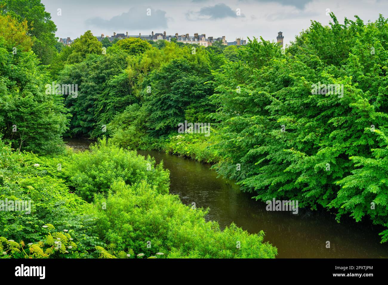 River Kelvin und Kelvingrove Park im Zentrum von Glasgow, Schottland, Großbritannien. Stockfoto