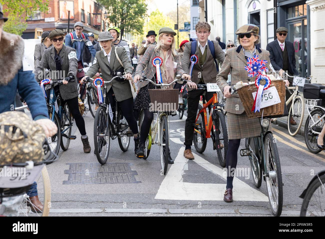 FOTO: JEFF GILBERT Samstag, 29. April 2023. Tweed Run, London, Großbritannien, nimmt am Tweed Cycle Run Teil, der in klassischer Tweed-Kleidung gekleidet ist Stockfoto