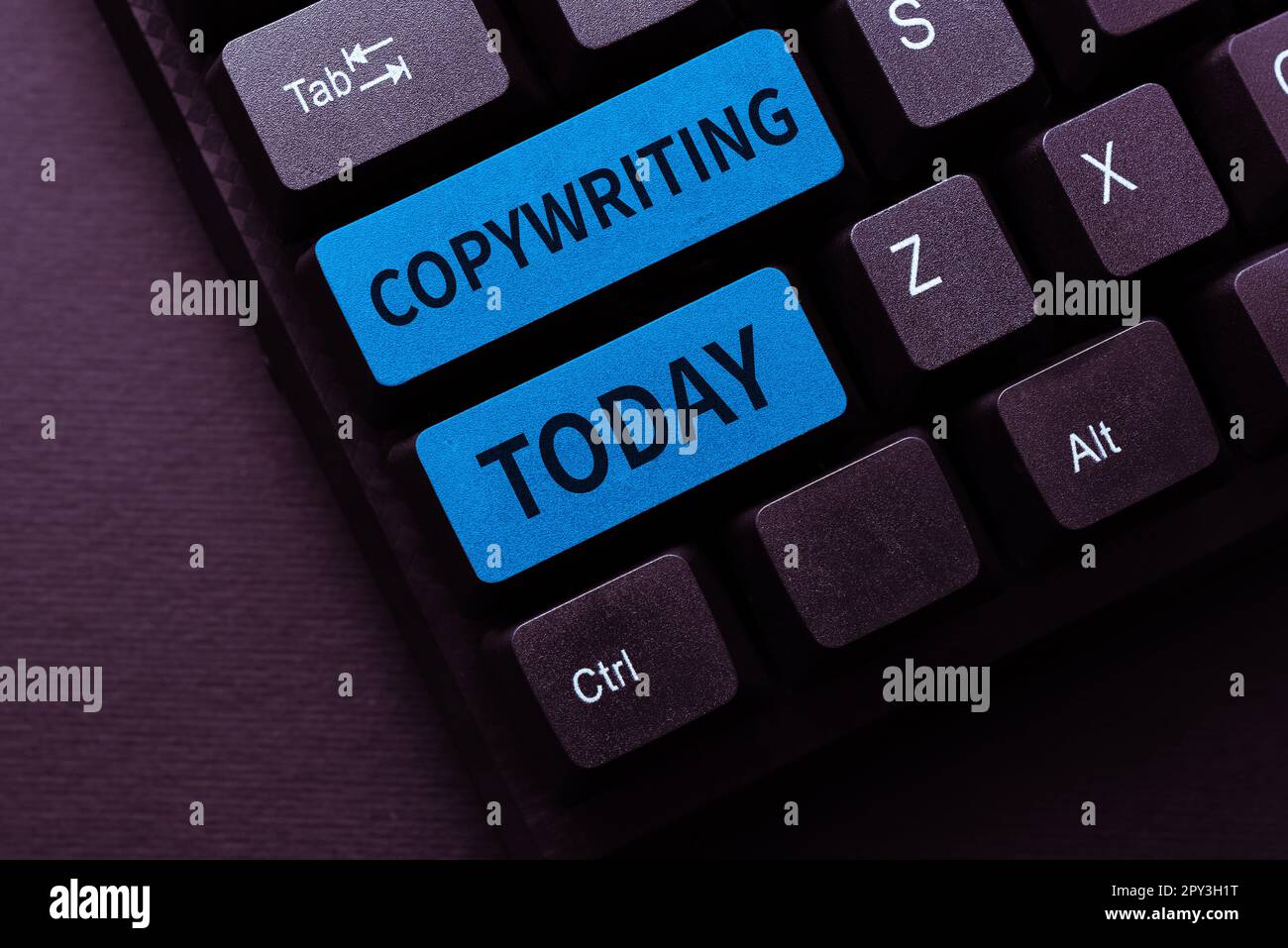 Handgeschriebenes Schild Copywriting, konzeptionelles Foto, das den Text von Werbung oder Werbematerial schreibt Stockfoto