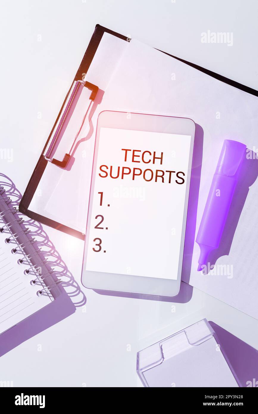 Schreiben von Text mit technischen Support, Word für Hilfe durch Techniker Online oder Call Center Customer Service Stockfoto