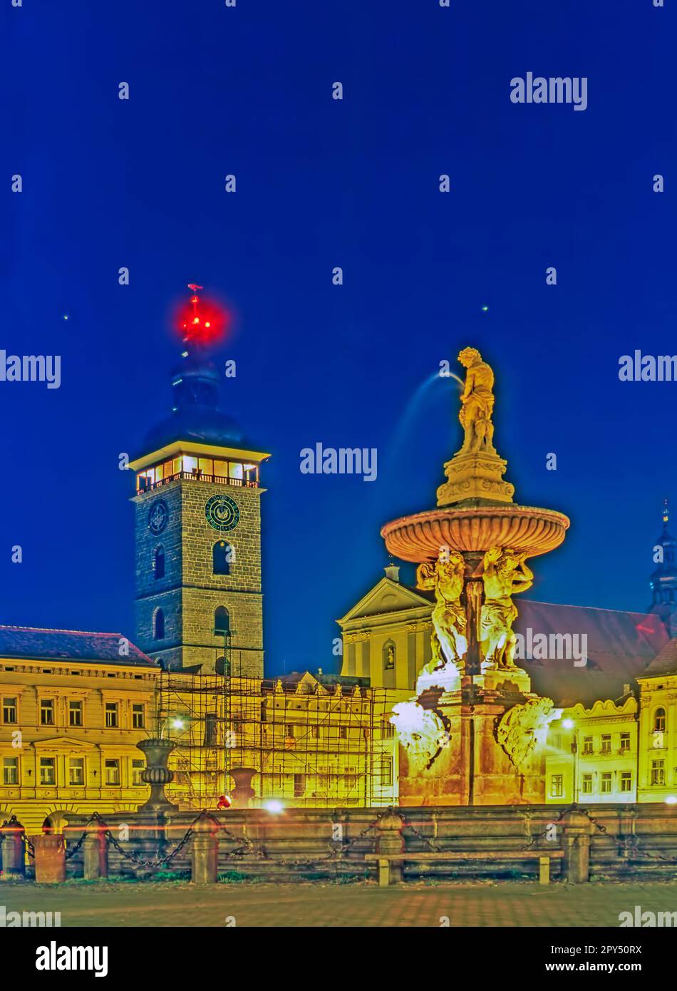 Hauptplatz in Ceske Budejovice bei Nacht, Tschechische Republik Stockfoto