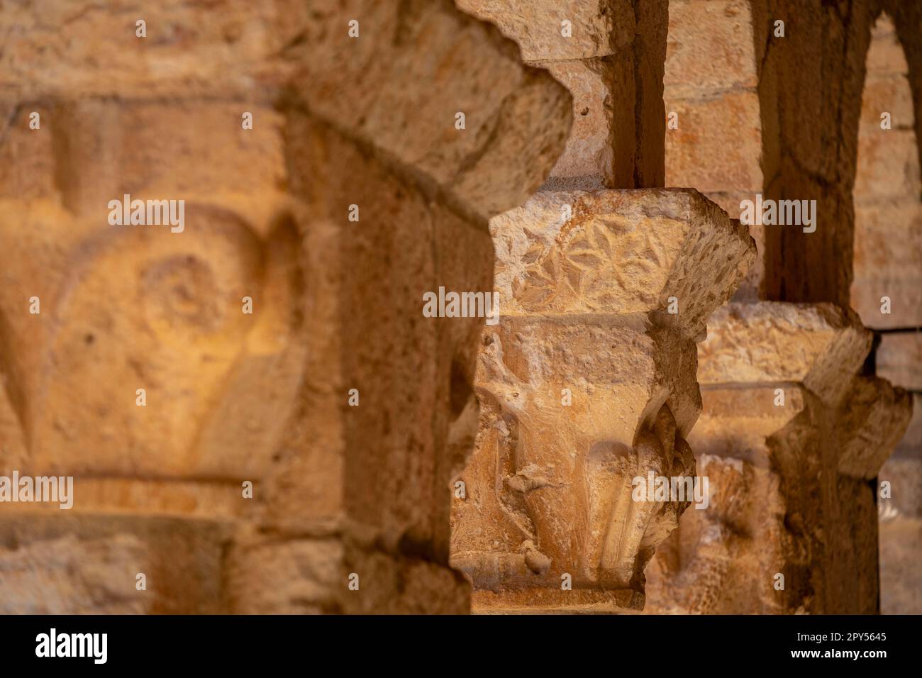 Iglesia de Nuestra Señora del Rivero, Siglo XII, San Esteban de Gormaz, Soria, Comunidad Autónoma de Castilla, Spanien, Europa Stockfoto