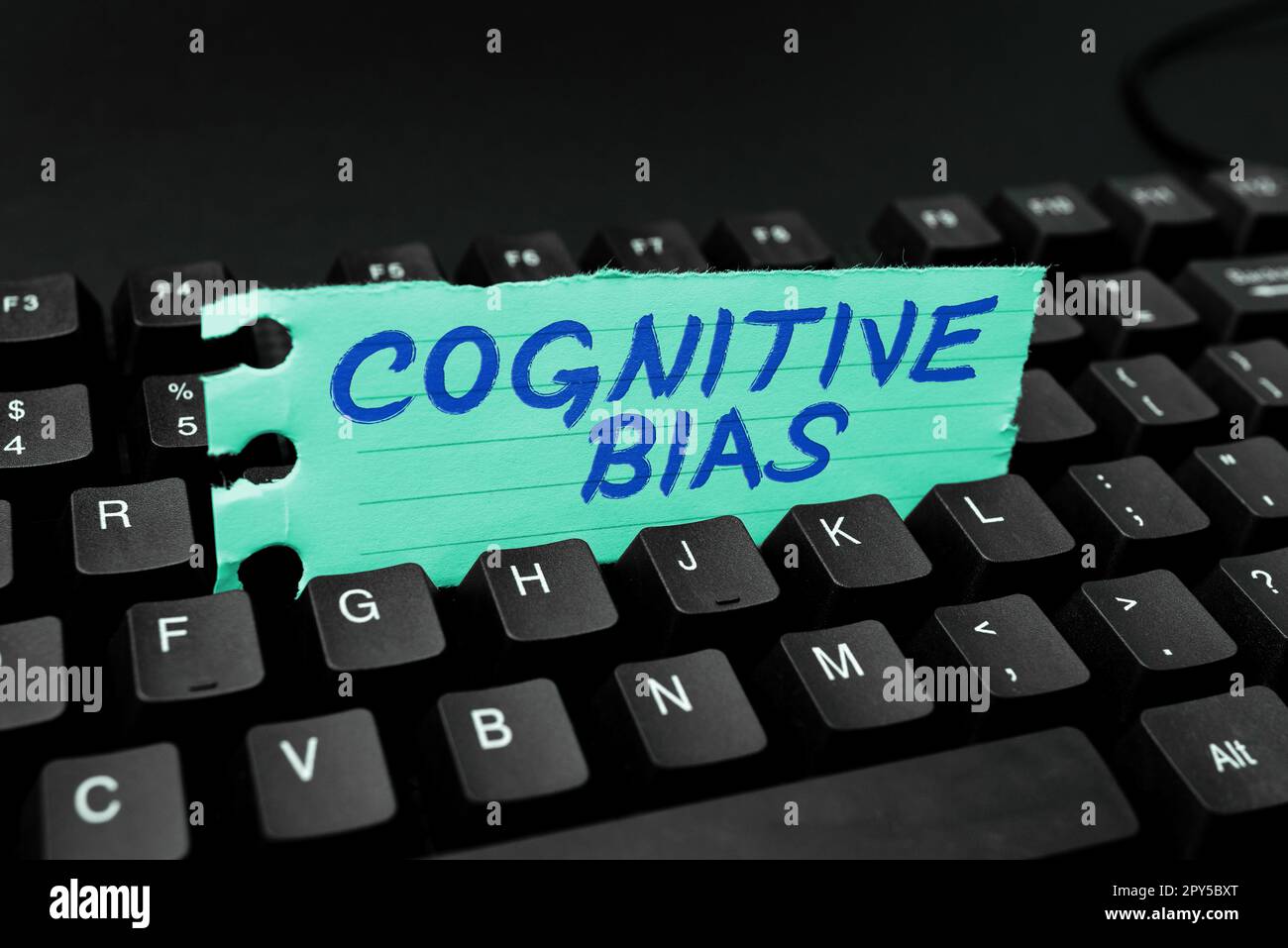 Textzeichen mit kognitiven Vorurteilen. Geschäftsideepsychologische Behandlung psychischer Störungen Stockfoto