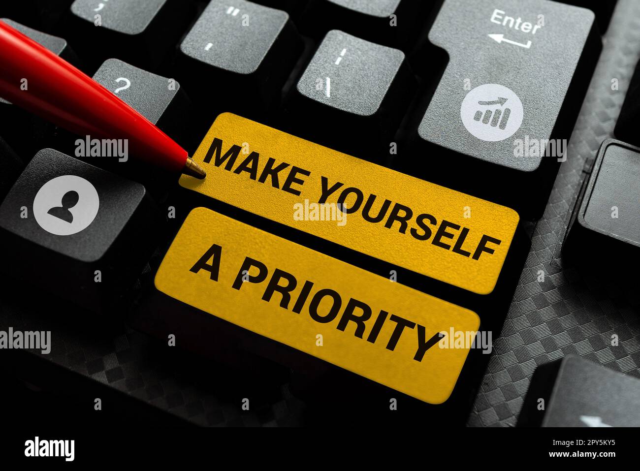 Handschrifttext: Machen Sie sich Selbst Zur Priorität. Geschäftskonzept Denken Sie in Ihrer eigenen guten ersten persönlichen Entwicklung Stockfoto