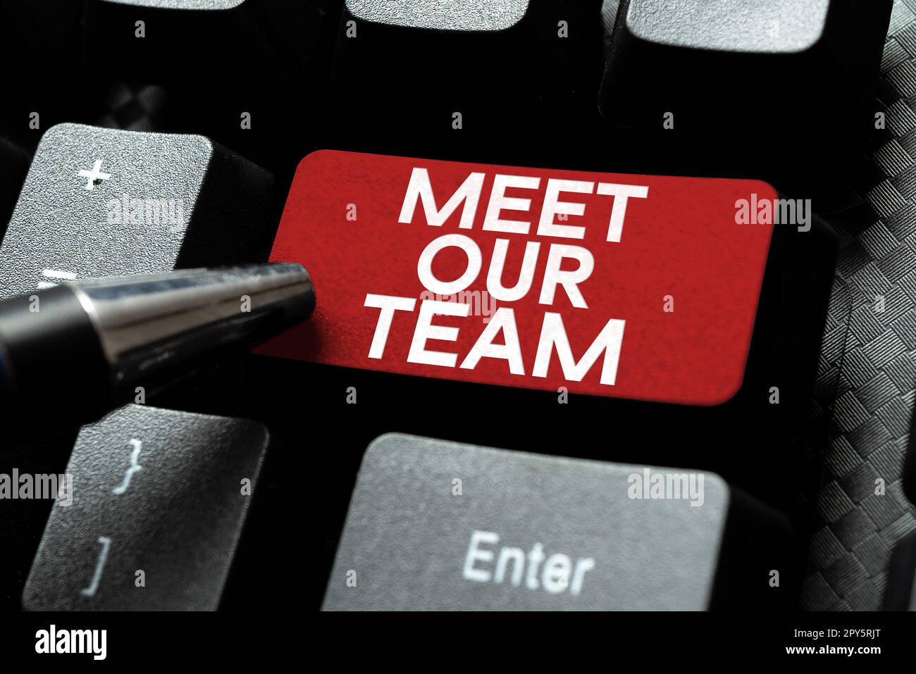 Textüberschrift präsentiert: Lernen Sie unser Team kennen. Ein Wort darüber, wie Sie Ihren Teamkollegen im Unternehmen eine andere Person vorstellen können Stockfoto