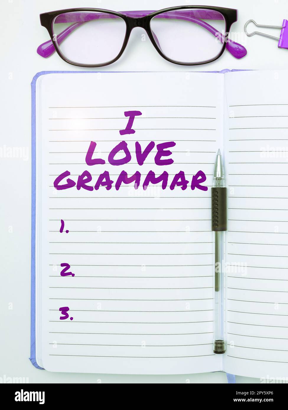 Konzeptionelle Darstellung Ich liebe Grammatik. Begrifflicher Fotoakt des Bewunderungssystems und der Sprachstruktur Stockfoto