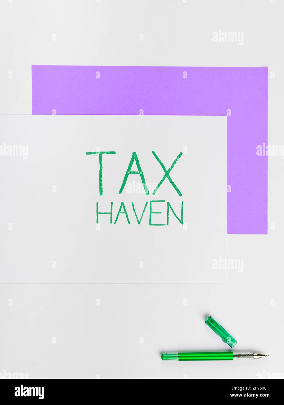 Begrifflicher Titel Tax Haven. Ausstellungsland oder unabhängiges Gebiet, in dem Steuern zu niedrigen Sätzen erhoben werden Stockfoto