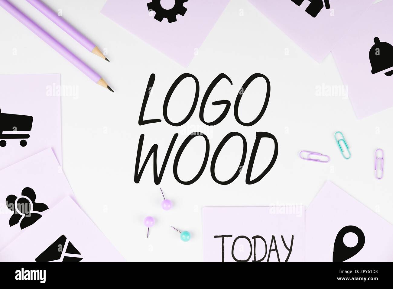 Handschriftlicher Text Logo Holz. Geschäftsansatz erkennbares Design oder Symbol eines Unternehmens, das auf Holz eingeschrieben ist Stockfoto