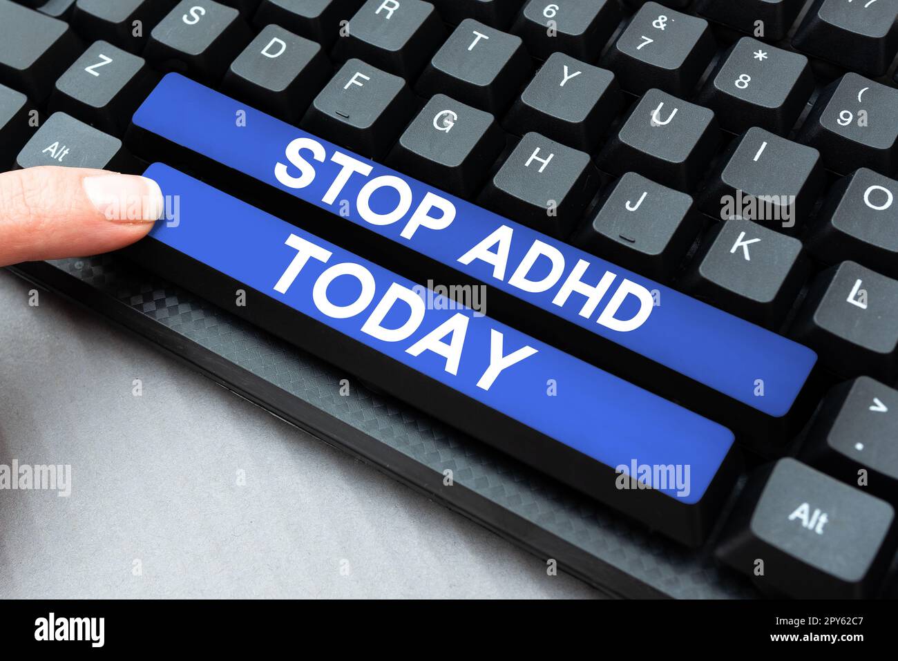 Textzeichen mit „Stop ADHD“. Konzeptfoto zum Ende der psychischen Störung hyperaktiver Kinder Stockfoto